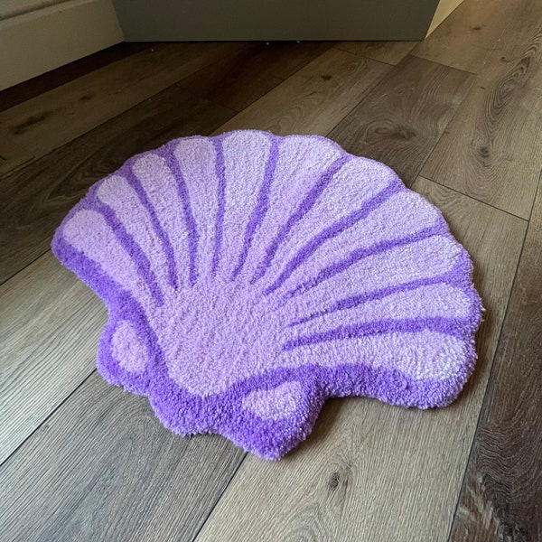 Handmade tufted rug- Lavender Shell