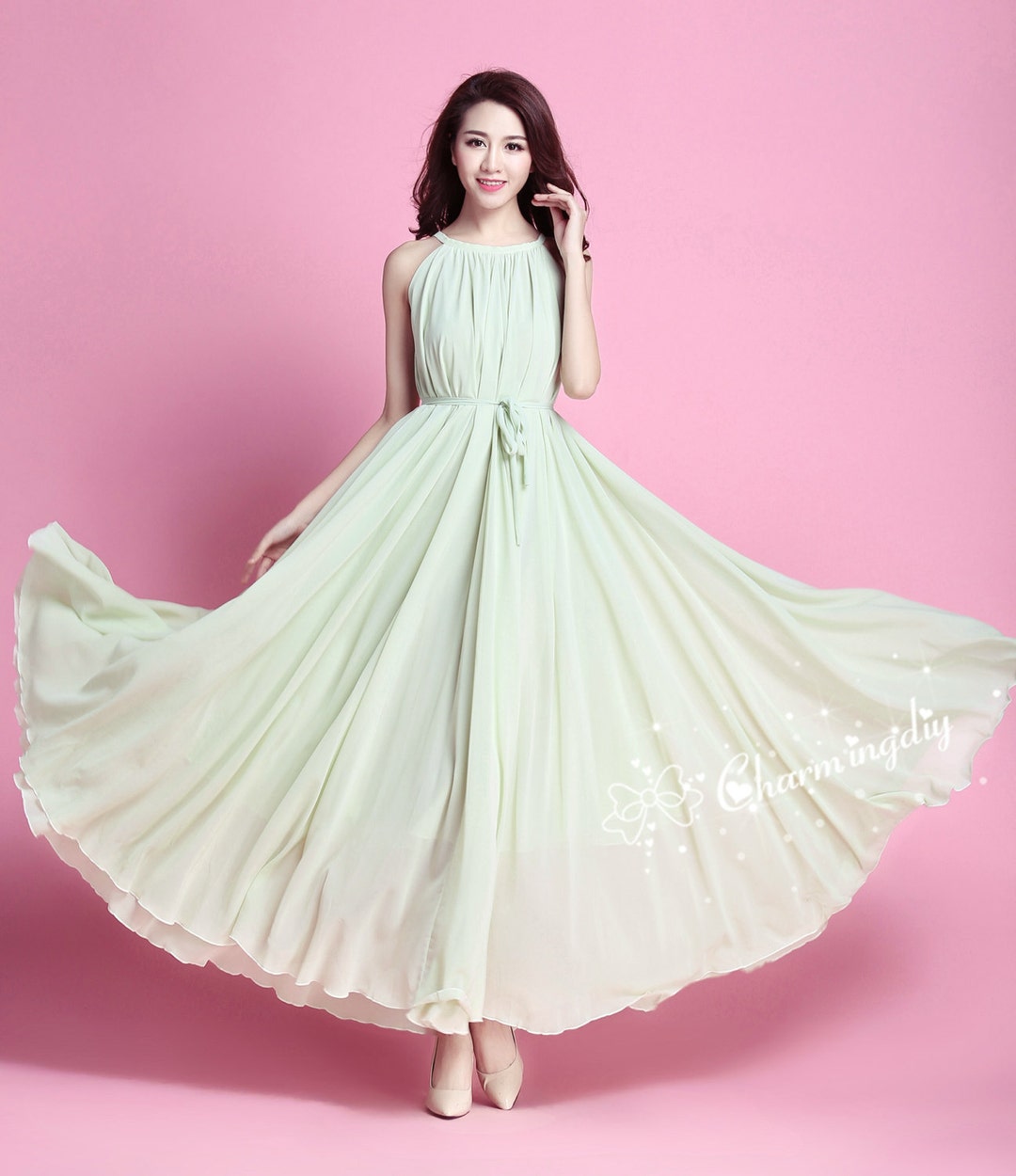 light green dress See The Midi Dress, Small - The Mint Julep Boutique Perfect for formal events Light Green Floral Dress -