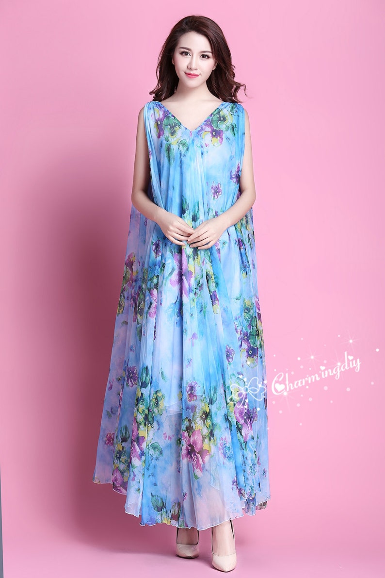 long sequin dress Formal with Long Sleeves Gorgeous Blush Pink Bridal size:M / 6-8 SID-SY8216