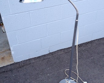 Mid-Century Modern Gooseneck Chrome Floor lamp AJUSTABLE HEIGHT