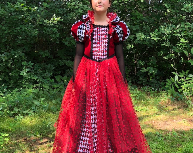 Bristol Novelty Kinderkostüm Queen Of Hearts – Komplett-Set Mit Kleid, Leggings & Stirnband (Gr. 128-140 Cm)