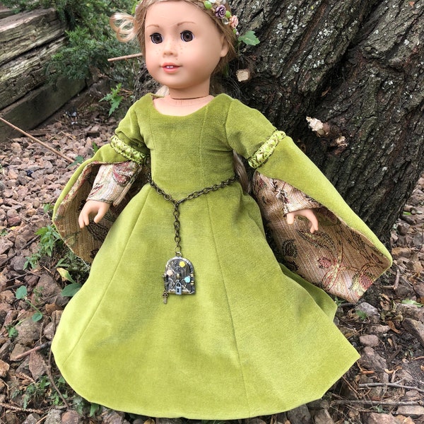 Queen Guinevere Gown for American Girl Dolls