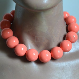 25mm pink beaded necklace, choker necklace, Resin necklace, light weight big beads necklace