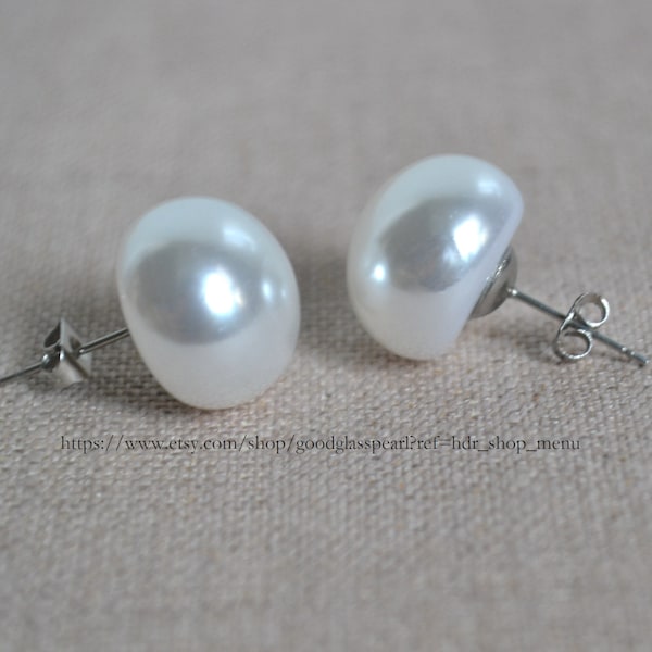 Big Button pearl earrings, 16mm white pearl earrings, Ivory pearl stud earring, bridesmaids earrings, light weght pearl stud, fake pearls