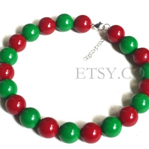 Christmas Styles beads Necklace, green and dark red beaded Necklace, Resin Necklace, Statement Necklace, green and red bead