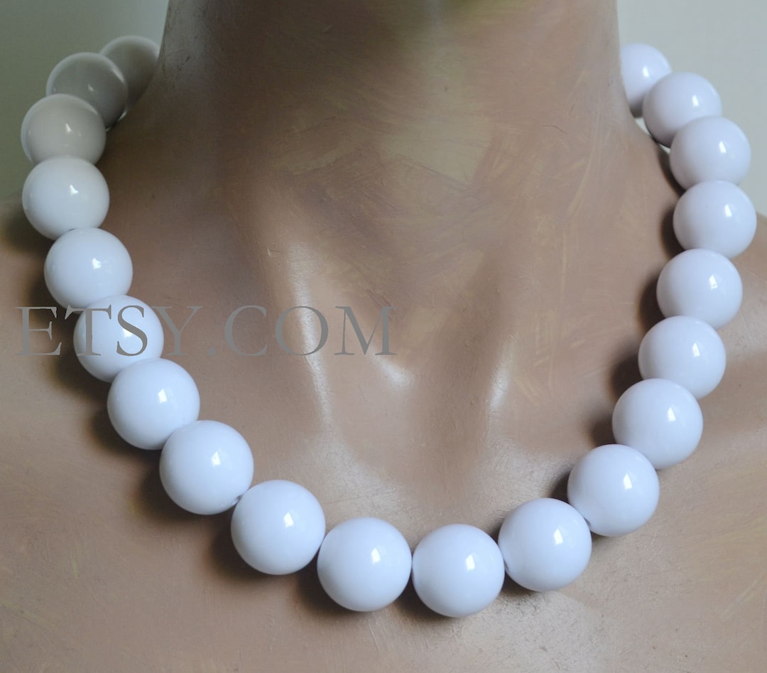 【新品】BIG SYNTHETIC RESIN BEADS NECKLACE 新品】BIG SYNTHETIC RESIN BEADS NECKLACE