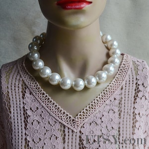 22mm ivory pearl necklace, big pearl necklace,choker necklace,plastics pearl necklace, light weight pearl necklace