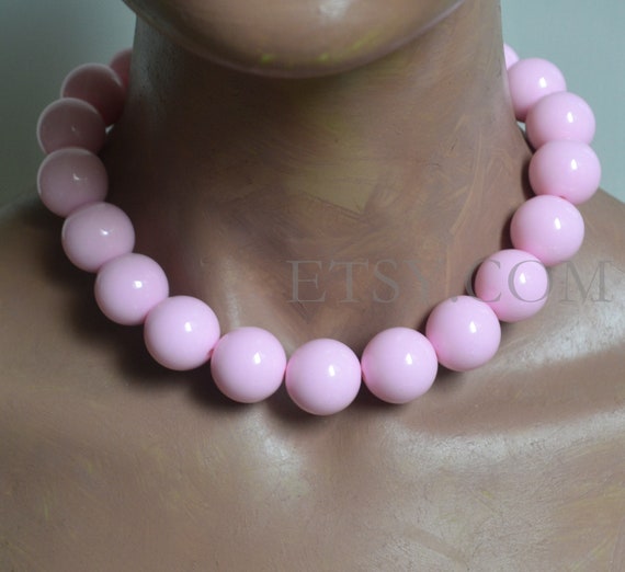 Big pink best sale necklace