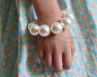 20mm pearl bracelet, Big Pearl Bracelets, Pearl Elastic Bracelet, Large Pearl Beaded Bracelet, Statement Bracelet, Bridesmaid Gift