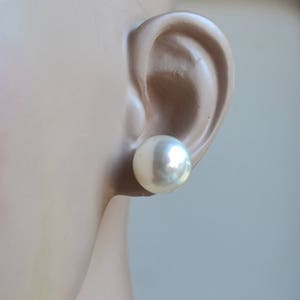 Big Pearl Earrings Stud, 14 mm ivory Pearl Earrings,Round Pearl Earrings,Faux Pearl Stud Earring, Women Earrings, bridesmaid earrings