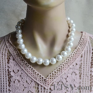 16mm ivory pearl necklace,light weight pearl necklace, wedding necklace,bridesmaids necklace, plastics pearl necklace,statement necklace