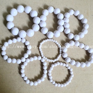 white beads bracelet, 6-20mm white Bracelets, stretchy bracelet, white Beaded Bracelet, Statement Bracelet, man bracelet, women bracelet