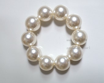 25mm pearl bracelet, Big Pearl Bracelets, Pearl Elastic Bracelet, Large Pearl Beaded Bracelet, Statement Bracelet, Bridesmaid Gift