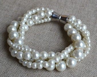ivory pearl bracelet,four strands strands pearl bracelet,4 size pearls bracelet,bridesmaids bracelet,wedding pearl bracelets
