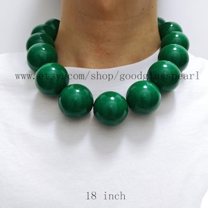 Große dunkelgrüne Perlen Statement Halskette, Acrylperlen