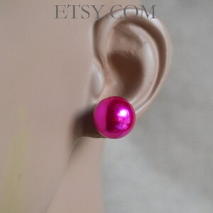 14 mm Rose parel oorbellen met ronde parel oorbellen, grote Pearl Earrings Stud, Faux Pearl Stud Earring, licht gewicht oorbellen, grote parel oorbellen