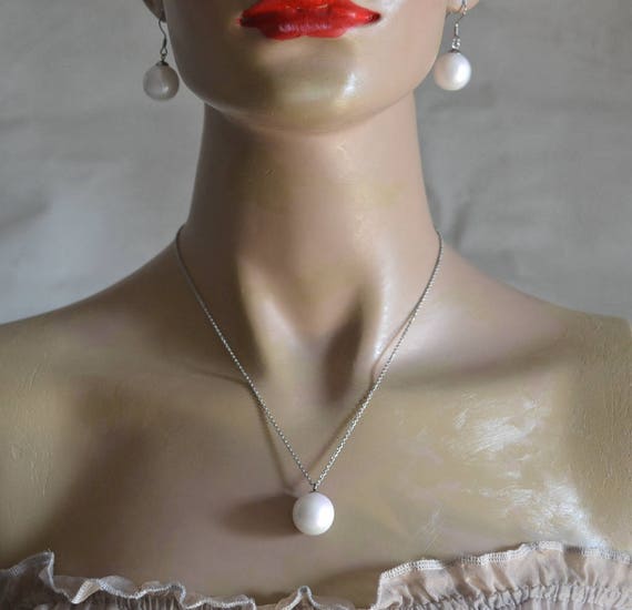 Vintage Beaded Chain Necklace Ethnic Imitation Pearl Niche Design Sense Necklace  Necklaces Customer Women Luxury Women's Neck - AliExpress