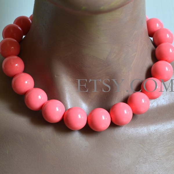GUMDROP BEADED NECKLACE- CORAL