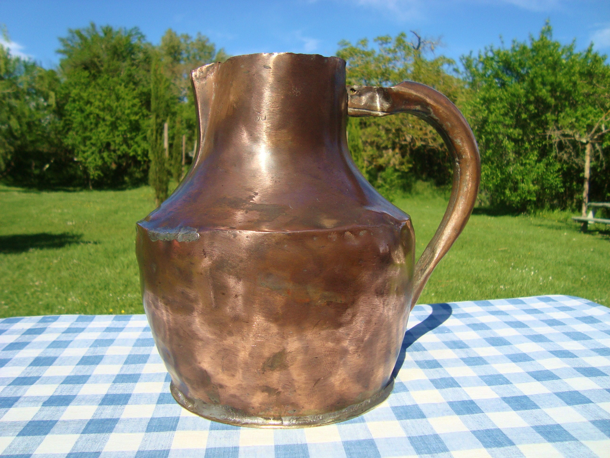 Broc en Cuivre Ancien Pour Décoration ou A Restaurer