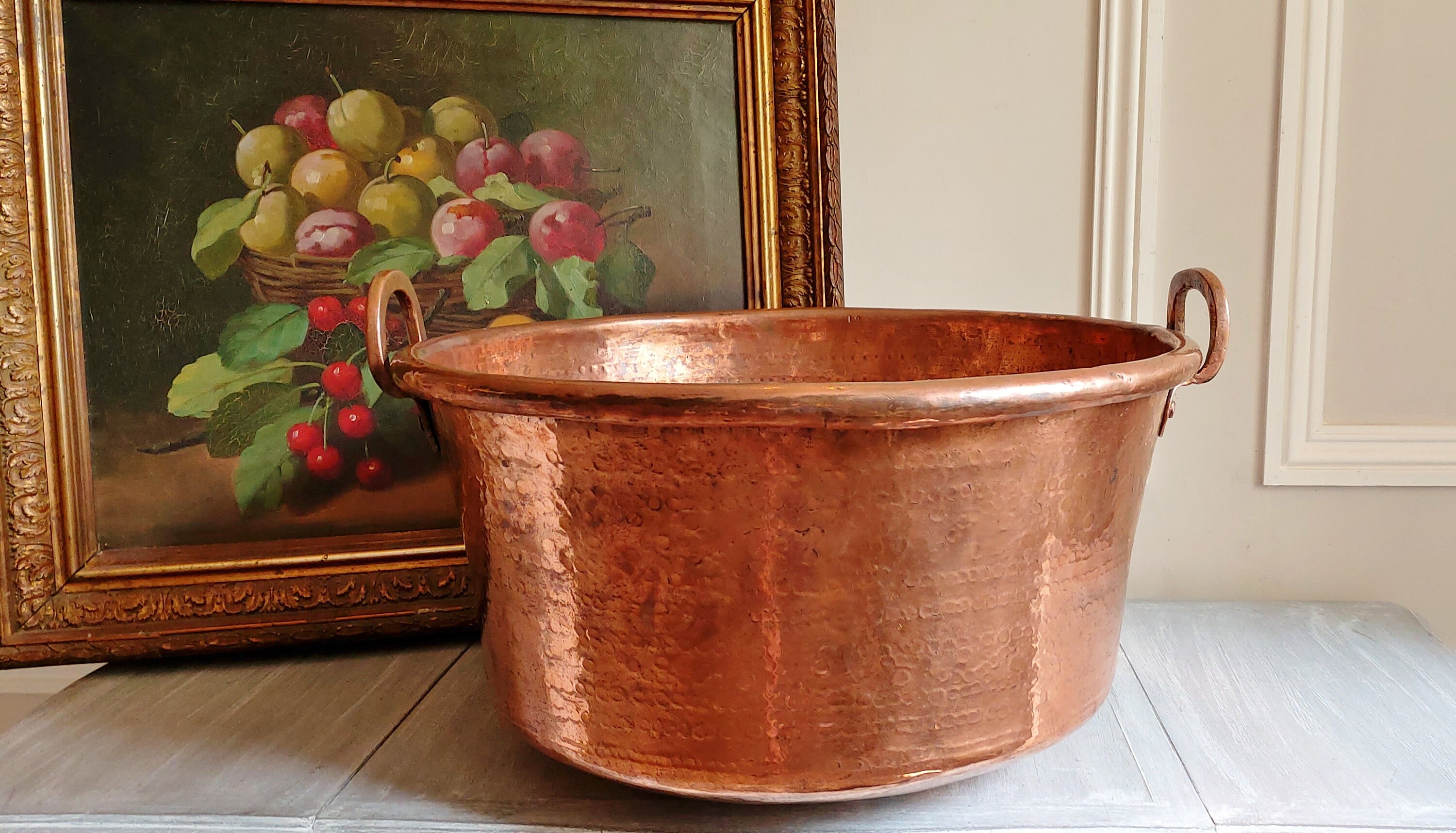 Grand Chaudron Ancien en Cuivre Qui Provient d'un Château et Pèse 5.4 Kgs