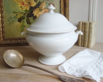 Antique French white Ironstone tureen stamped Creil et Montereau 19th century Jeanne d'Arc living shabby decor