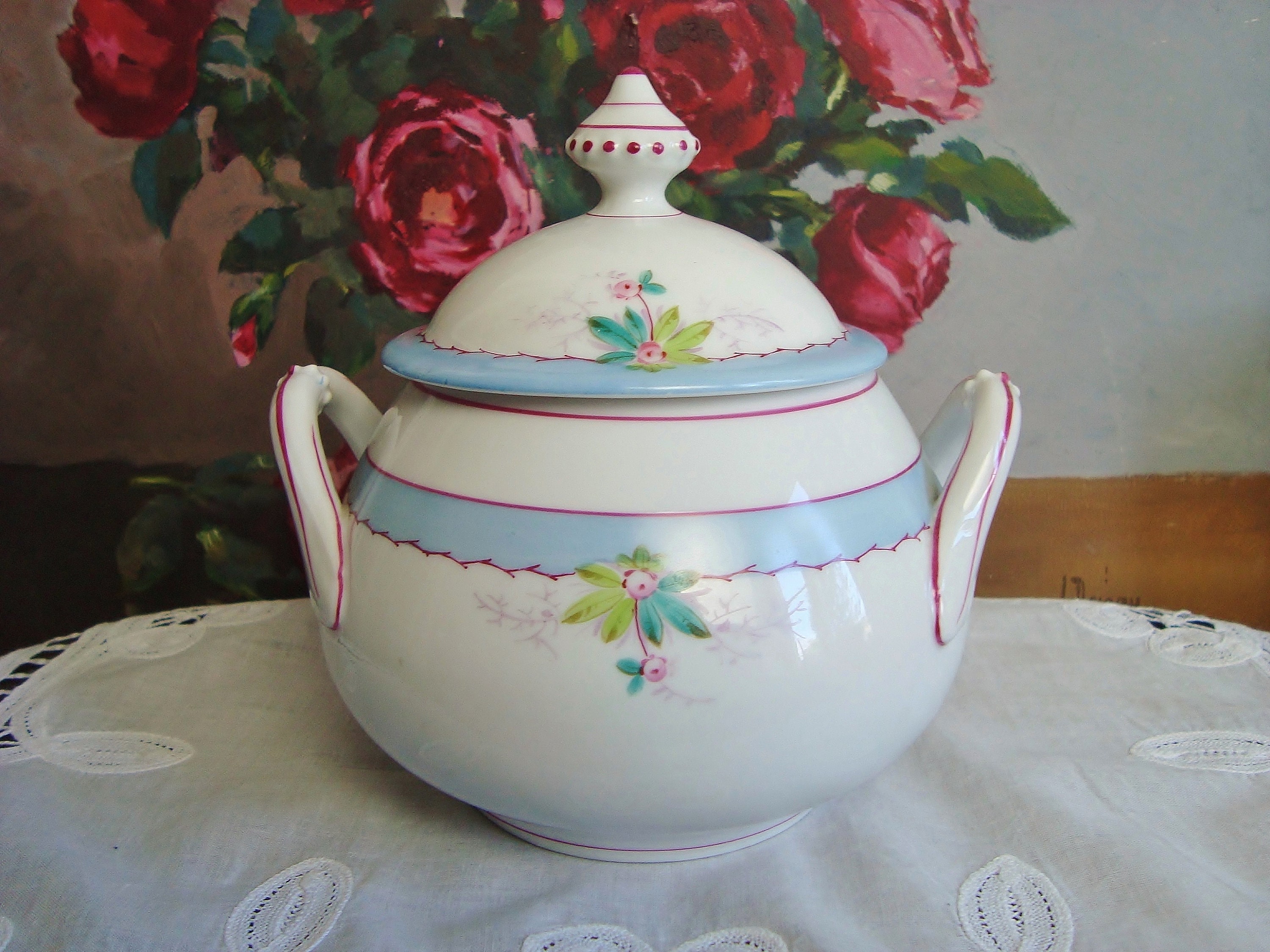 Sucrier Vintage en Porcelaine avec Motifs de Roses