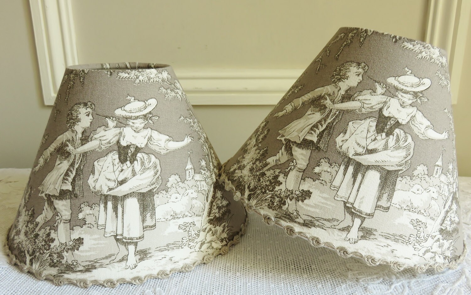 Un très joli abat-jour Toile de jouy taupe gris 14 x 20 cm | Etsy
