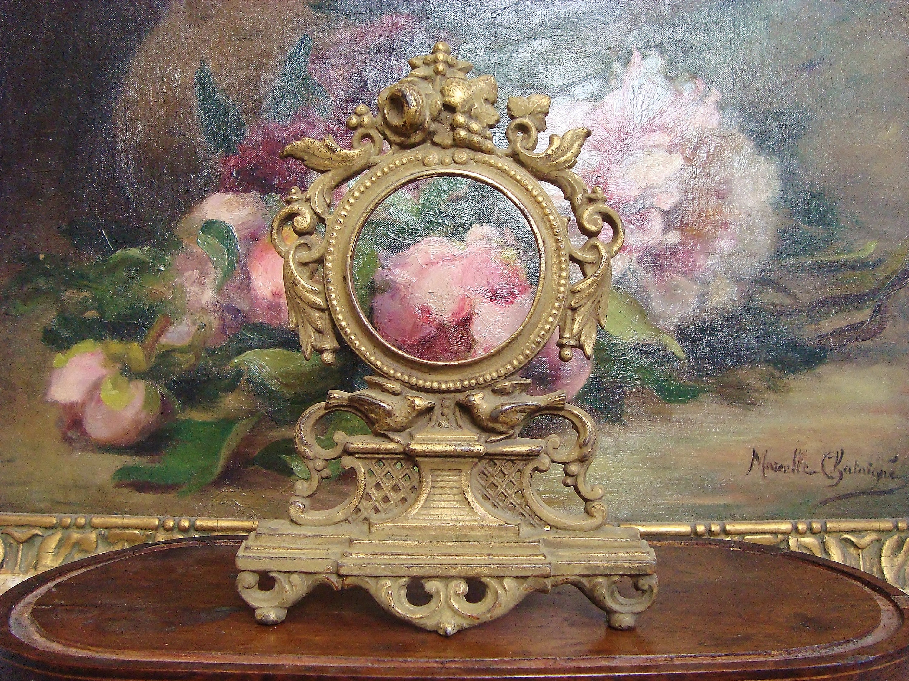 Boîtier d'horloge Français Antique en Épeautre avec Une Finition Usée Par Le Temps Pour La Décoratio