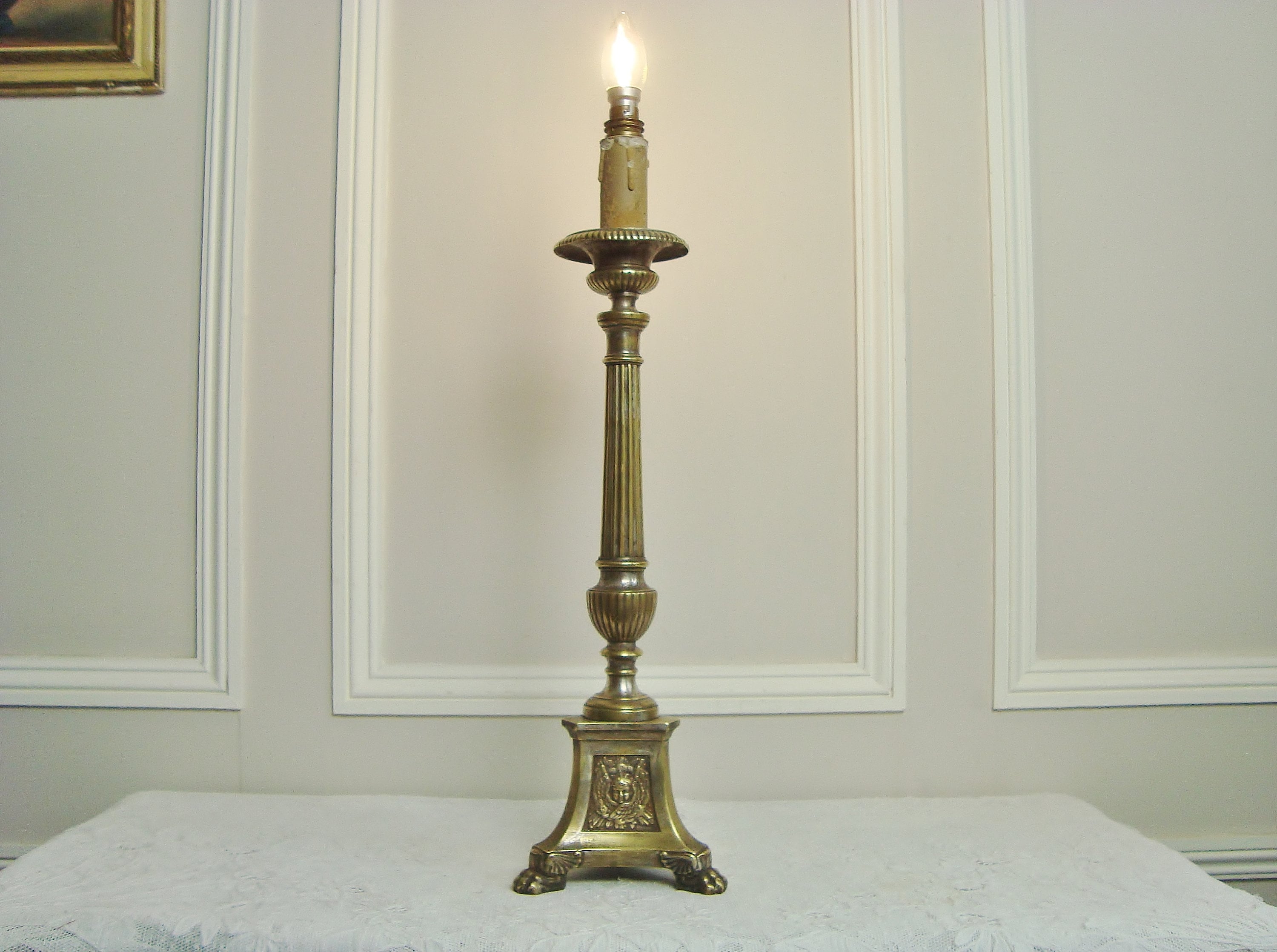 bordillo virtud diferencia Lámpara de candelabro de altar de iglesia antigua hecha de - Etsy España