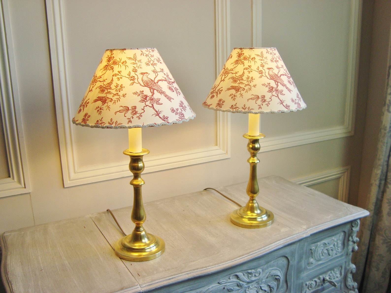 Pair Vintage French Table Lamps With Handmade Toile De Jouy Etsy