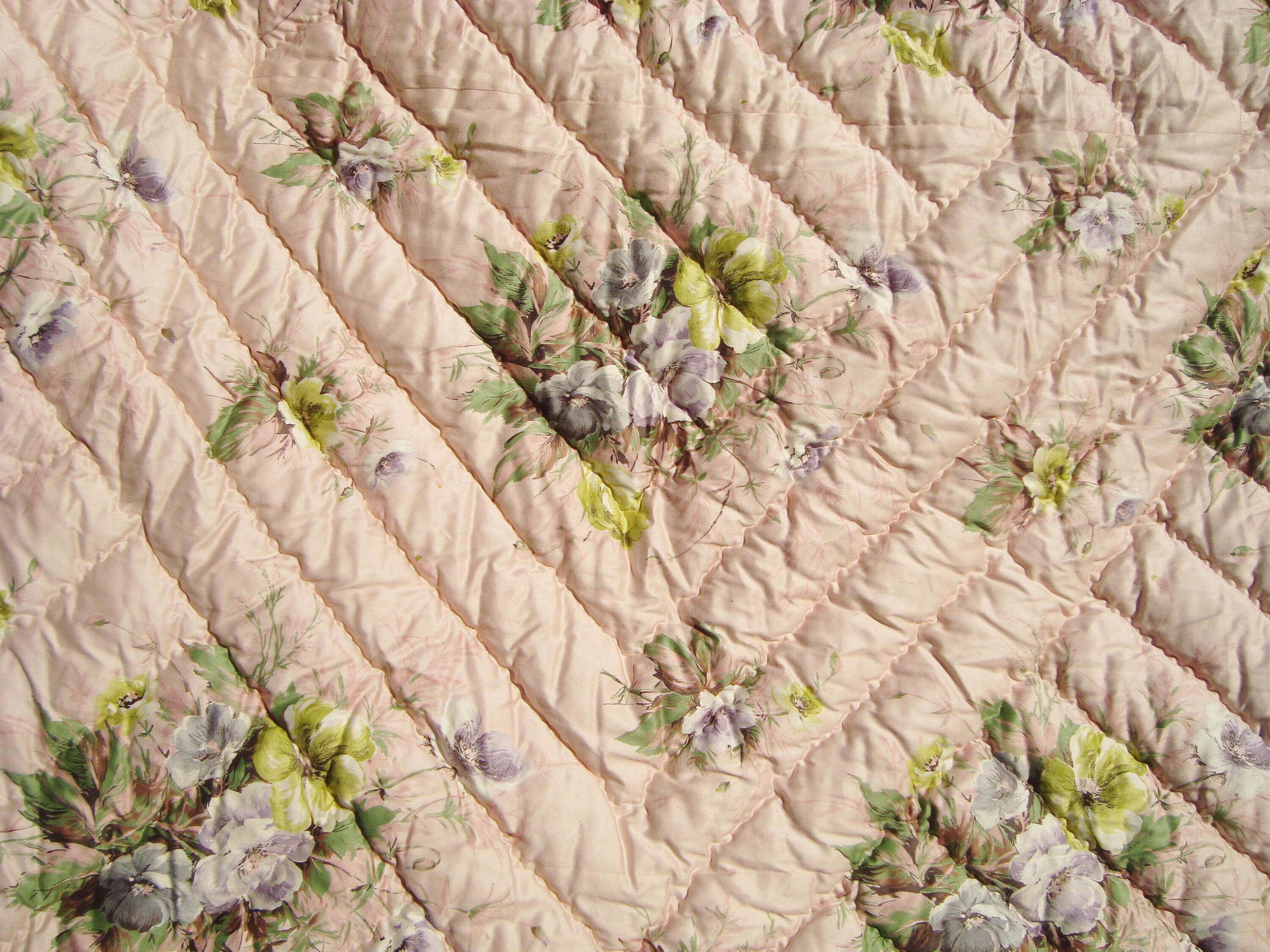 Boutis Vintage Des Années 50 en Tissu Rose Poudré 204 cm X 210 cm