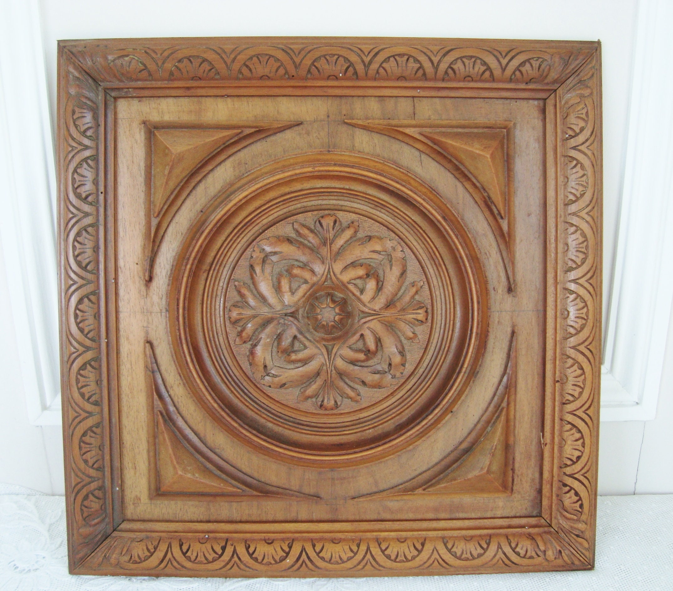 Panneau Bois Sculpté, Fronton, Boiserie, Élément de Meuble Ancien, Rosace, Feuilles d'acanthe, A Sus