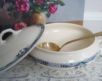 Antique French ironstone tureen Lonchamp Lily blue and white china from the early 20th century