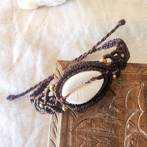 Cowrie Shell Macrame Bracelet