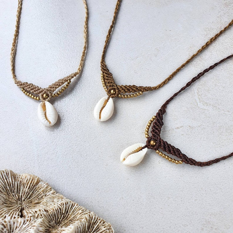 Boho cowrie shell choker adjustable macrame necklace with sea shell and brass beads