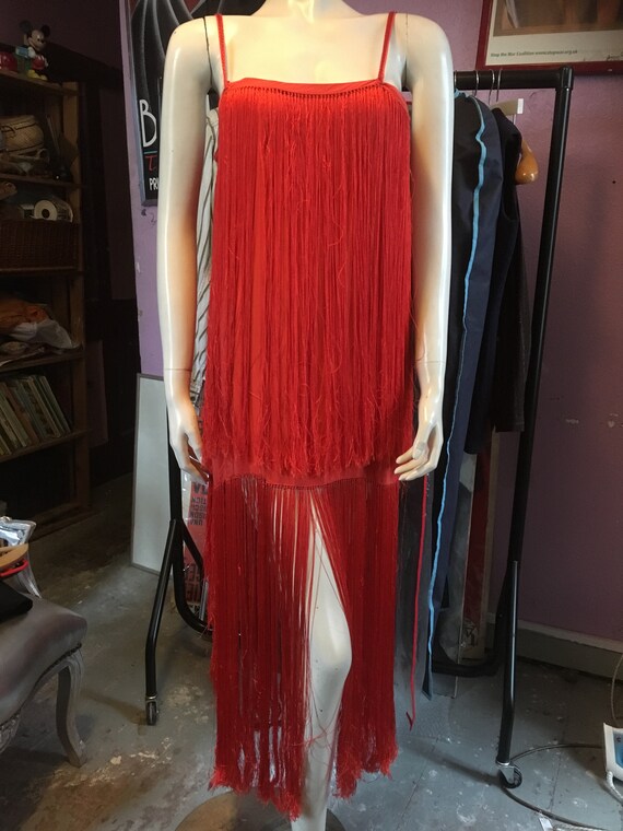 charleston tasseled shawl Red party dance occasion dress made in the 70s from fringe