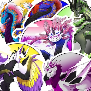 Puede incluir: Una colección de pegatinas de criaturas fantásticas coloridas. Las pegatinas presentan varias criaturas parecidas a dragones y ajolotes en tonos de azul, rosa, morado, verde y amarillo. Cada criatura está sobre un fondo circular.