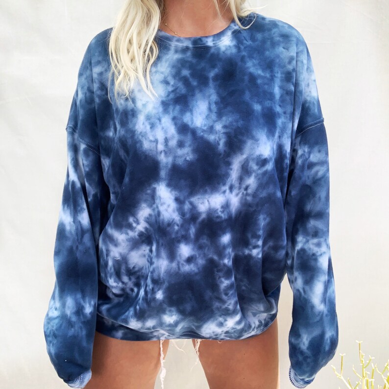 tie dye sweats and sweatshirt set
