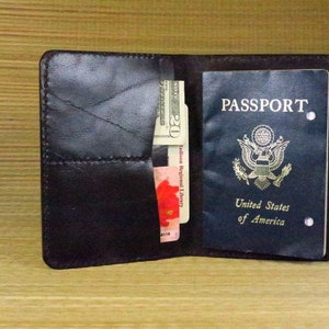 Cuero negro Passport caja / billetera de viaje de cuero de grano completo doble cosido y hecho a mano en EE.UU.
