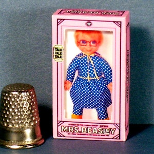 Mrs Beasley Doll Box -  Dollhouse Miniature 1:12 scale - Dollhouse Accessory - 1960s Dollhouse girl nursery  -PLEASE read the description!