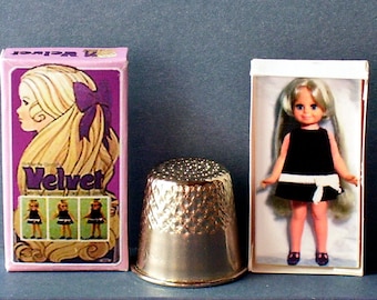Velvet Doll Box  -  Dollhouse Miniature 1:12 - Dollhouse accessory - 60s-70s Mod Dollhouse Ideal Crissy Family -PLEASE read the description!