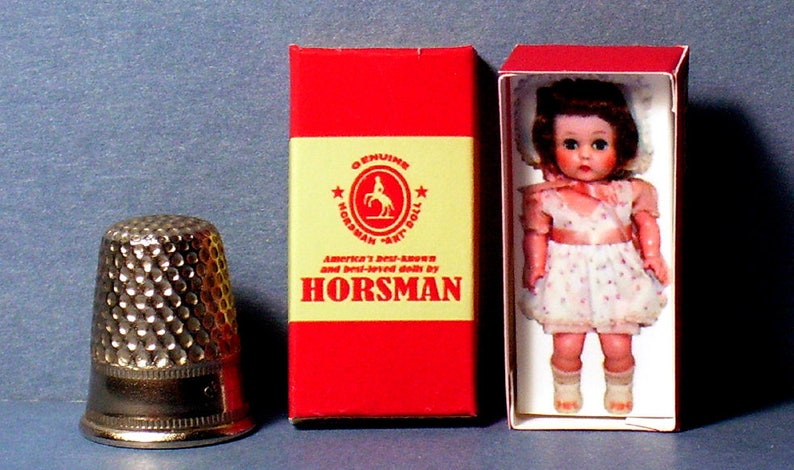 retro dollhouse