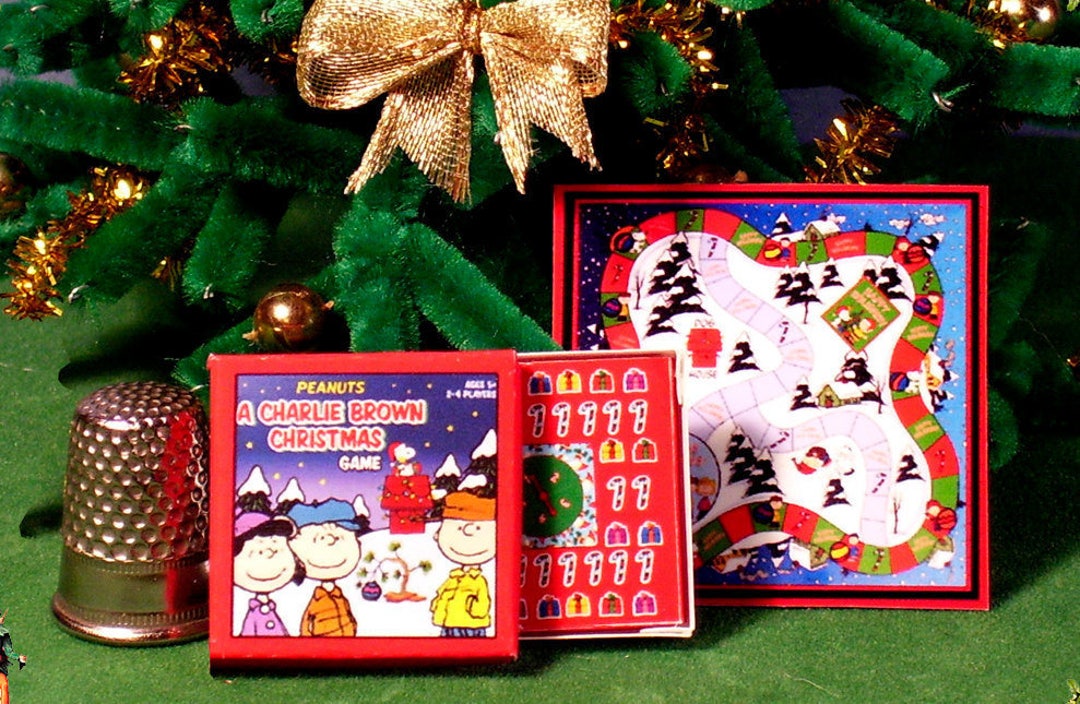 Its a Charlie Brown Christmas Game Dollhouse Miniature 112 Scale Game Box and Game Board