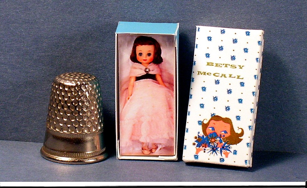 vintage ミニチュアペーパードール ボックス Betsy Mccall Doll Box - Dollhouse Miniature (1:12 Scale) - PLEASE