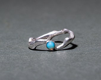 Organic Silver Claw Ring with Ethiopian White Opal