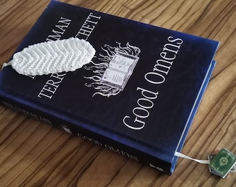 Bookmark Good Omens inspired- Aziraphale Knitted Feather and Books