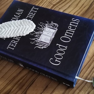 Bookmark Good Omens inspired- Aziraphale Knitted Feather and Books