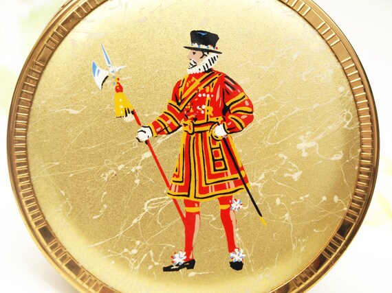 Powder Compact, London Souvenir, Vintage Souvenir,