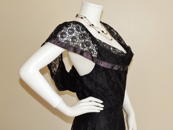 Vintage Victorian Dress, Black Lace Fit & Flare G… - image 5
