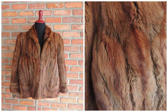 1960's Genuine Fur Cape, Monogrammed V.D. Fur Bol… - image 5